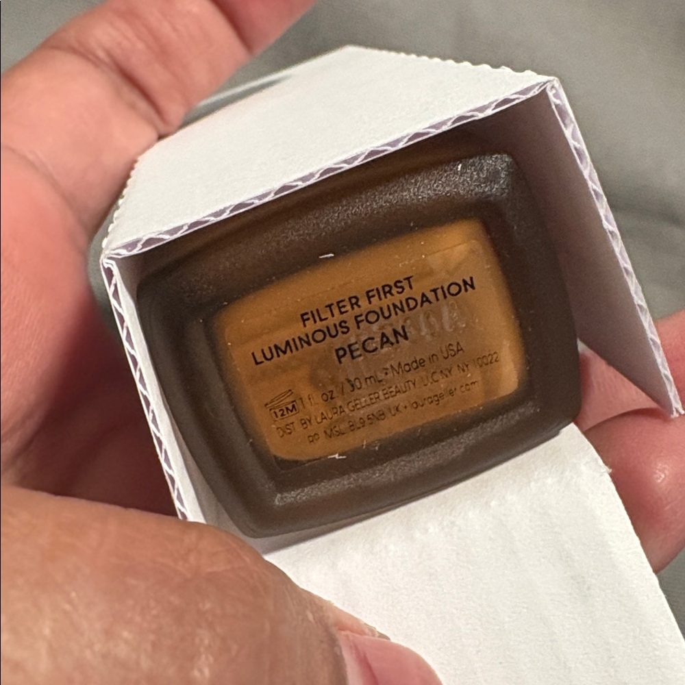 NIB LAURA GELLER Filter First Luminous Foundation In Pecan - Picture 2 of 5